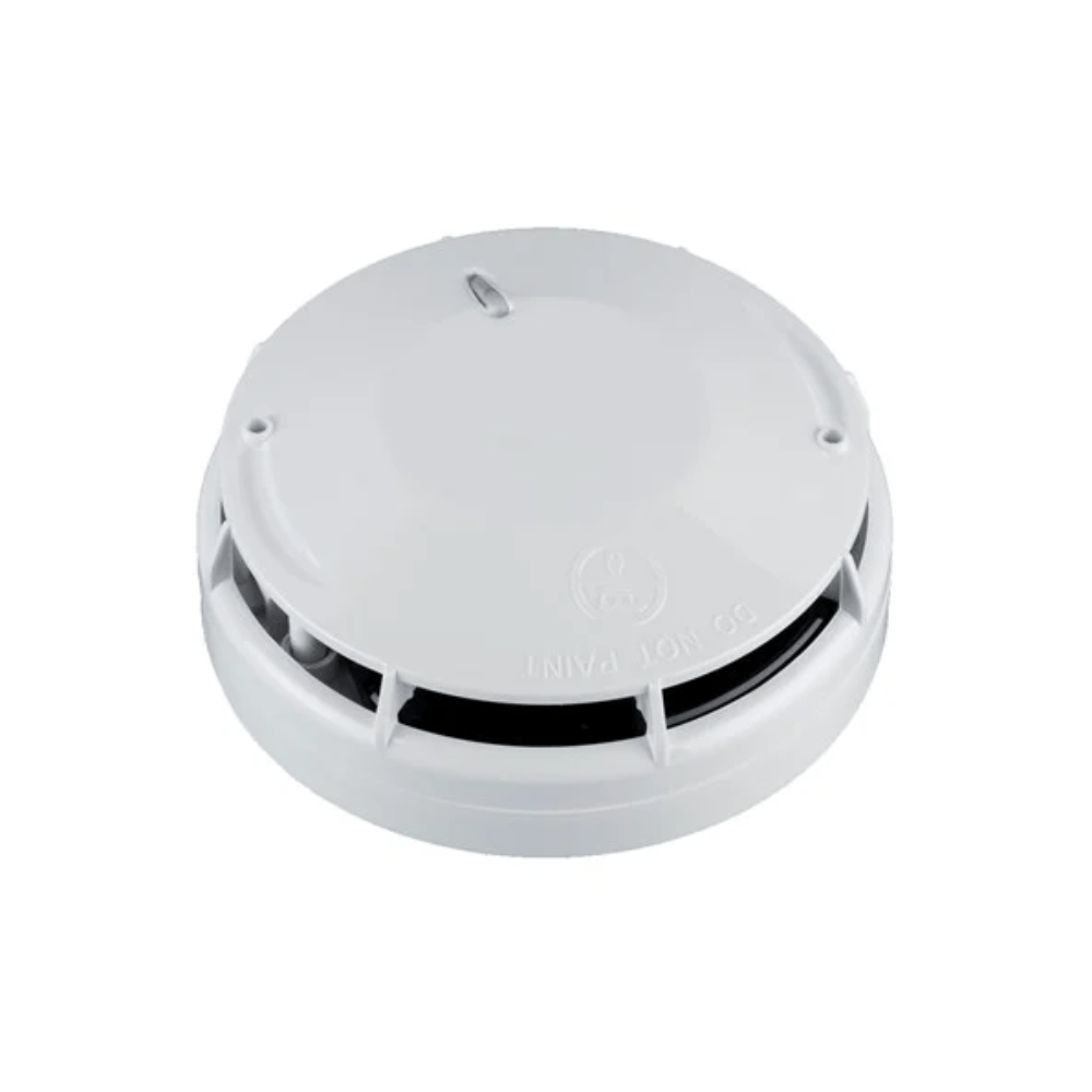 Apollo SA5150-650APO fire alarm with smoke detector and alarm horn, mounted on ceiling for safety warning system.