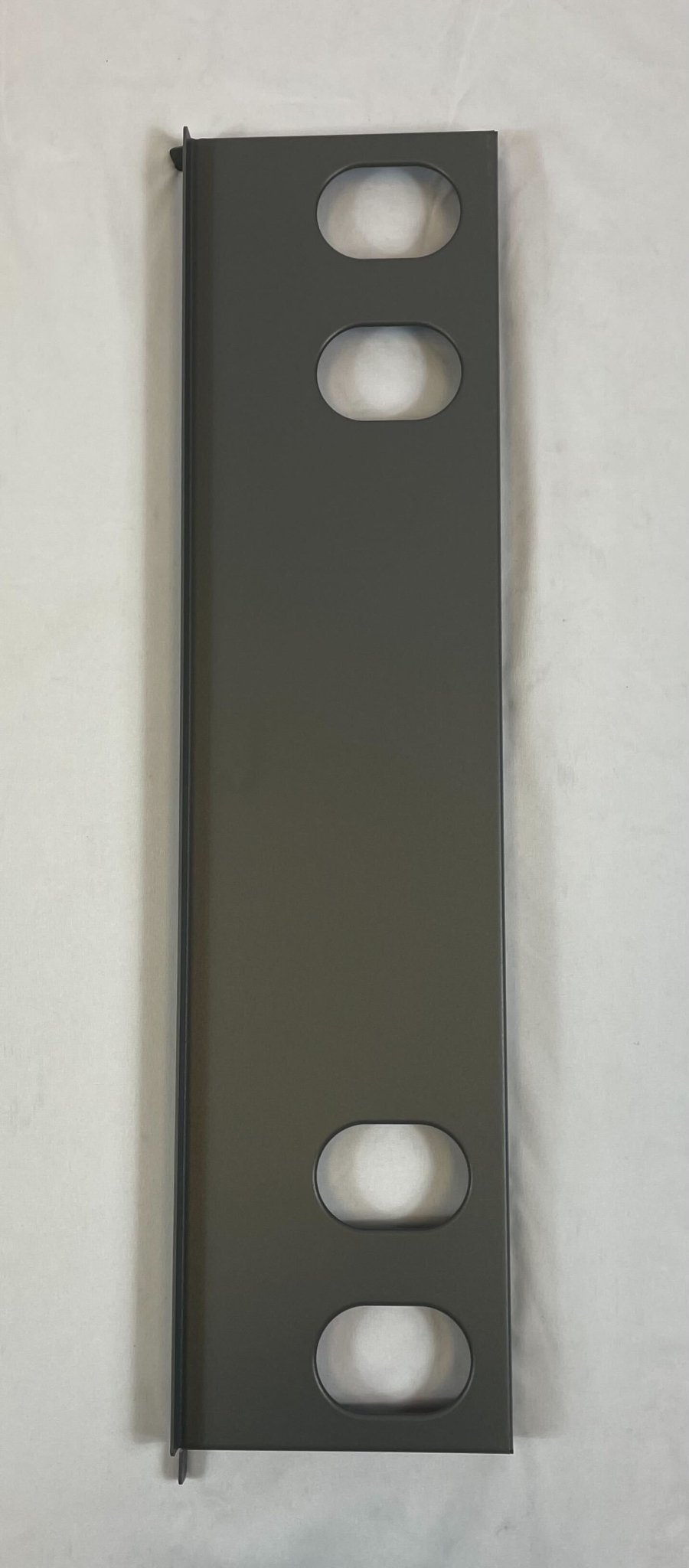 Edwards 3-BATS batteries by Edwards, shown in a clear image with packaging and product details visible.
