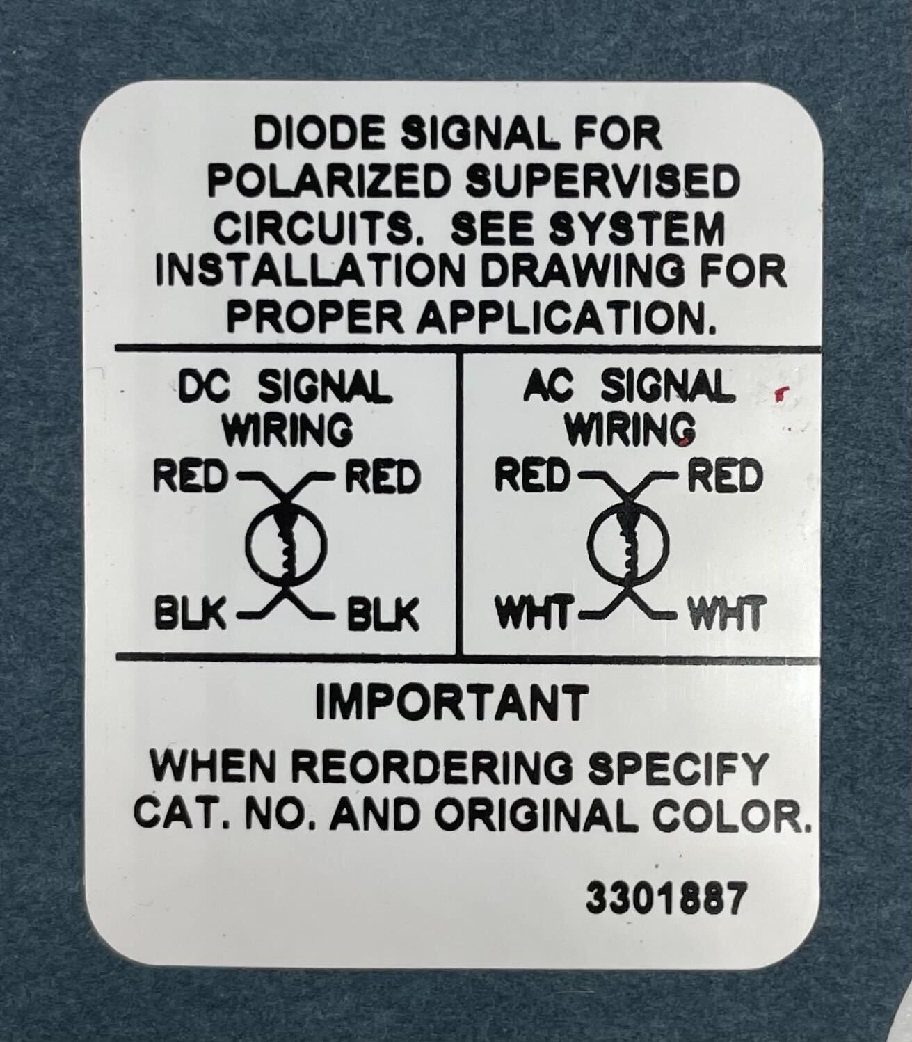 Edwards 439D-10AW-R bell with brass finish and mounting bracket, designed for industrial alarm systems.