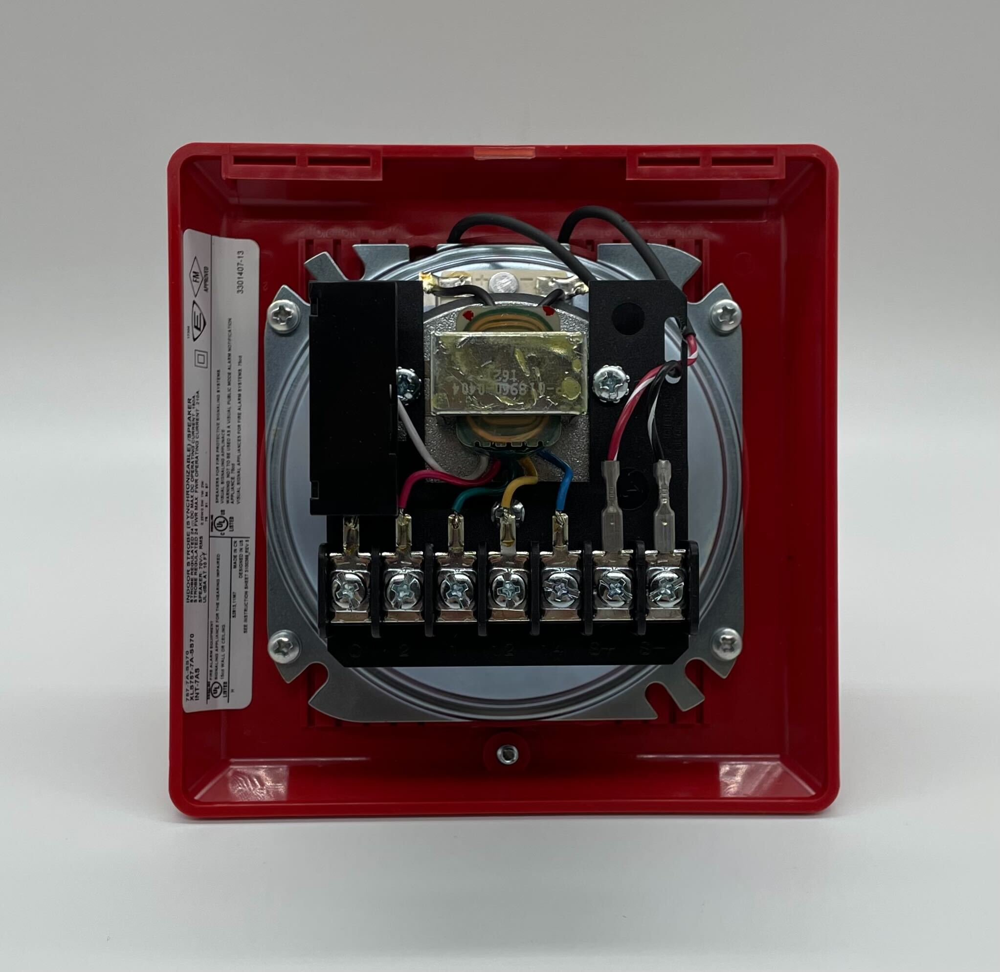 Edwards 757-7A-SS70 speaker strobe alarm with bright flashing light and siren, designed for fire and emergency alert systems.
