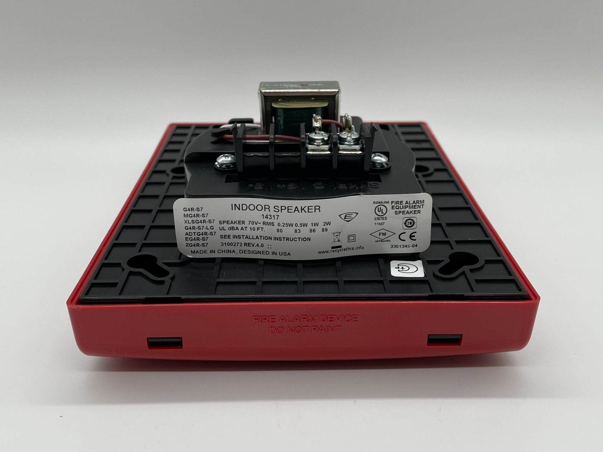 Edwards G4R-S7 speaker with black enclosure and grille, designed for professional audio applications.