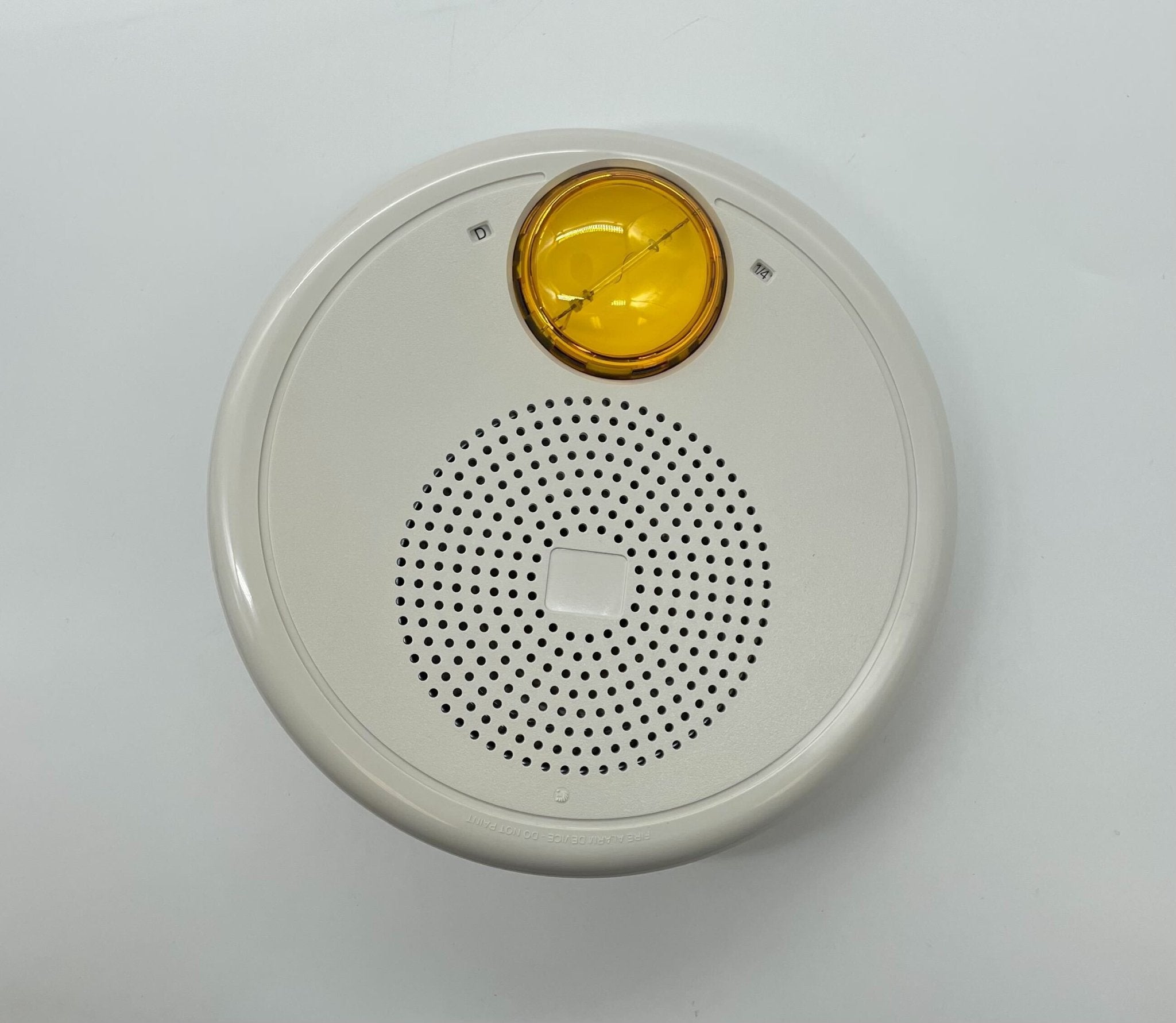 Edwards GCWN-S2VMHA speaker with black enclosure and mounting brackets, designed for professional sound installations.