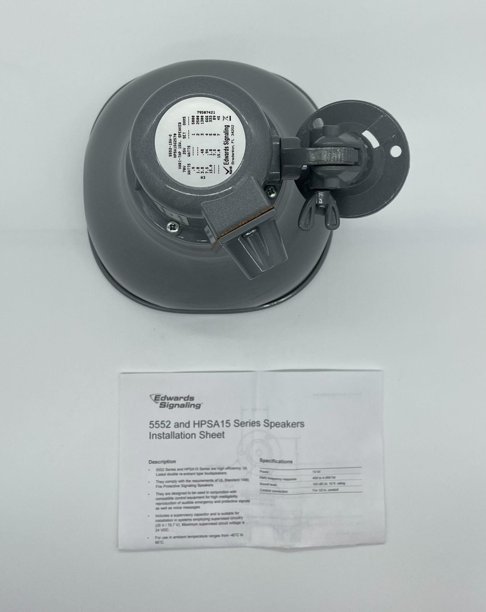 Edwards HPSA15G2570 speaker with black enclosure and metal grille, designed for professional sound reinforcement.