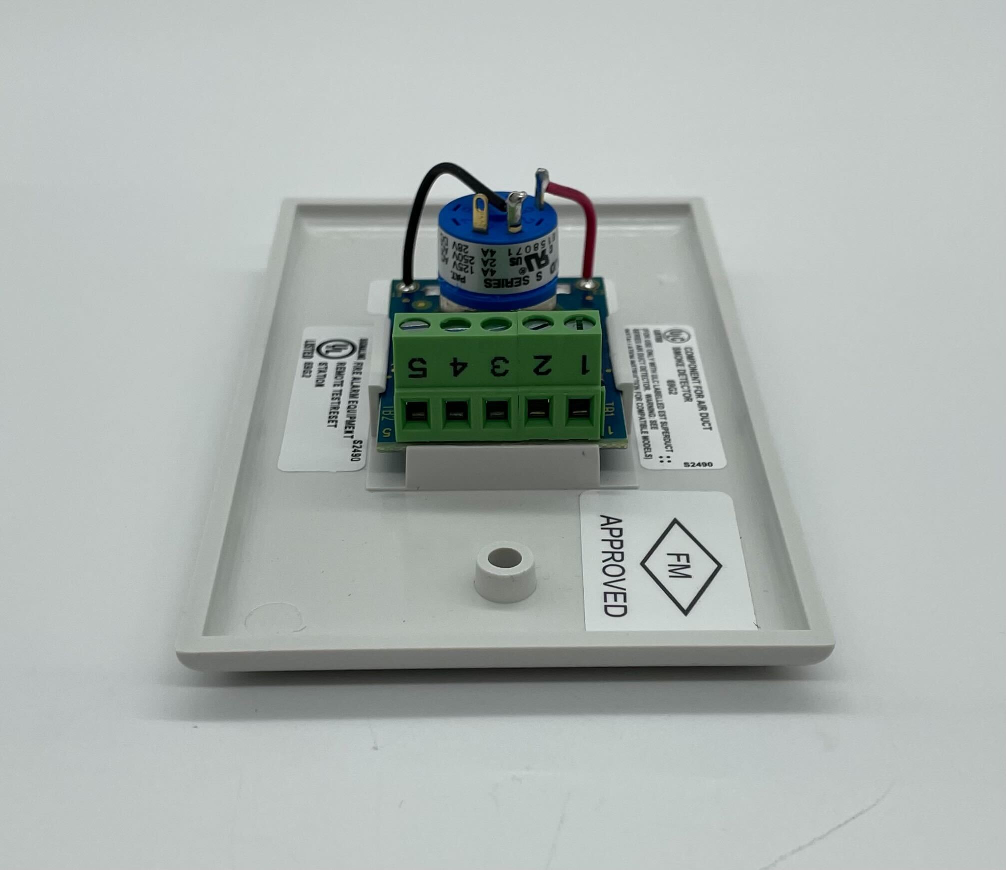Edwards SD-TRK4 duct detector installed in HVAC system, used for airflow and fire detection in commercial building ventilation.