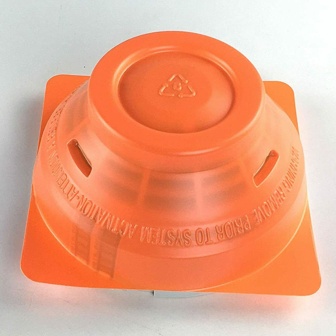 Edwards SIGA-HRD intelligent heat detector mounted on ceiling, designed for fire safety and early heat detection.