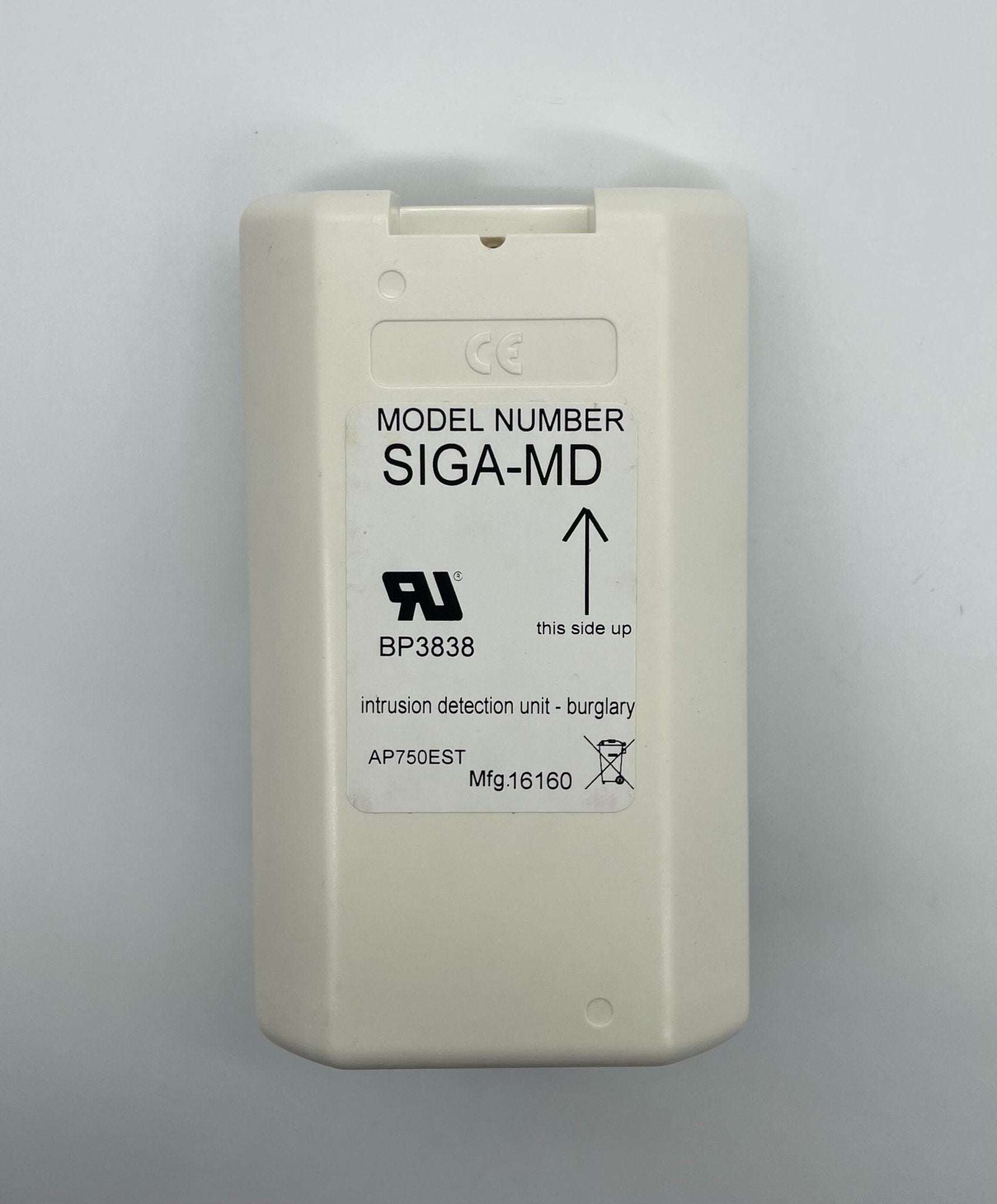 Edwards SIGA-MD fire alarm device installed on ceiling, part of Edwards fire safety alarm system.