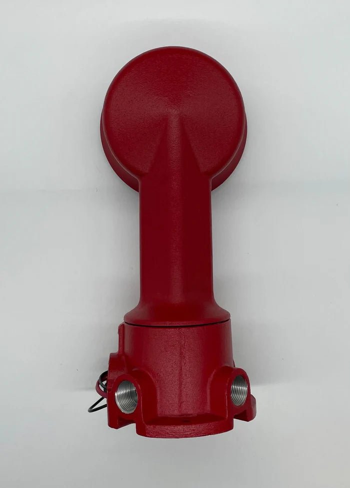 Federal Signal WMXC-4R-SB emergency warning siren with red light, mounted on a pole for public alert systems