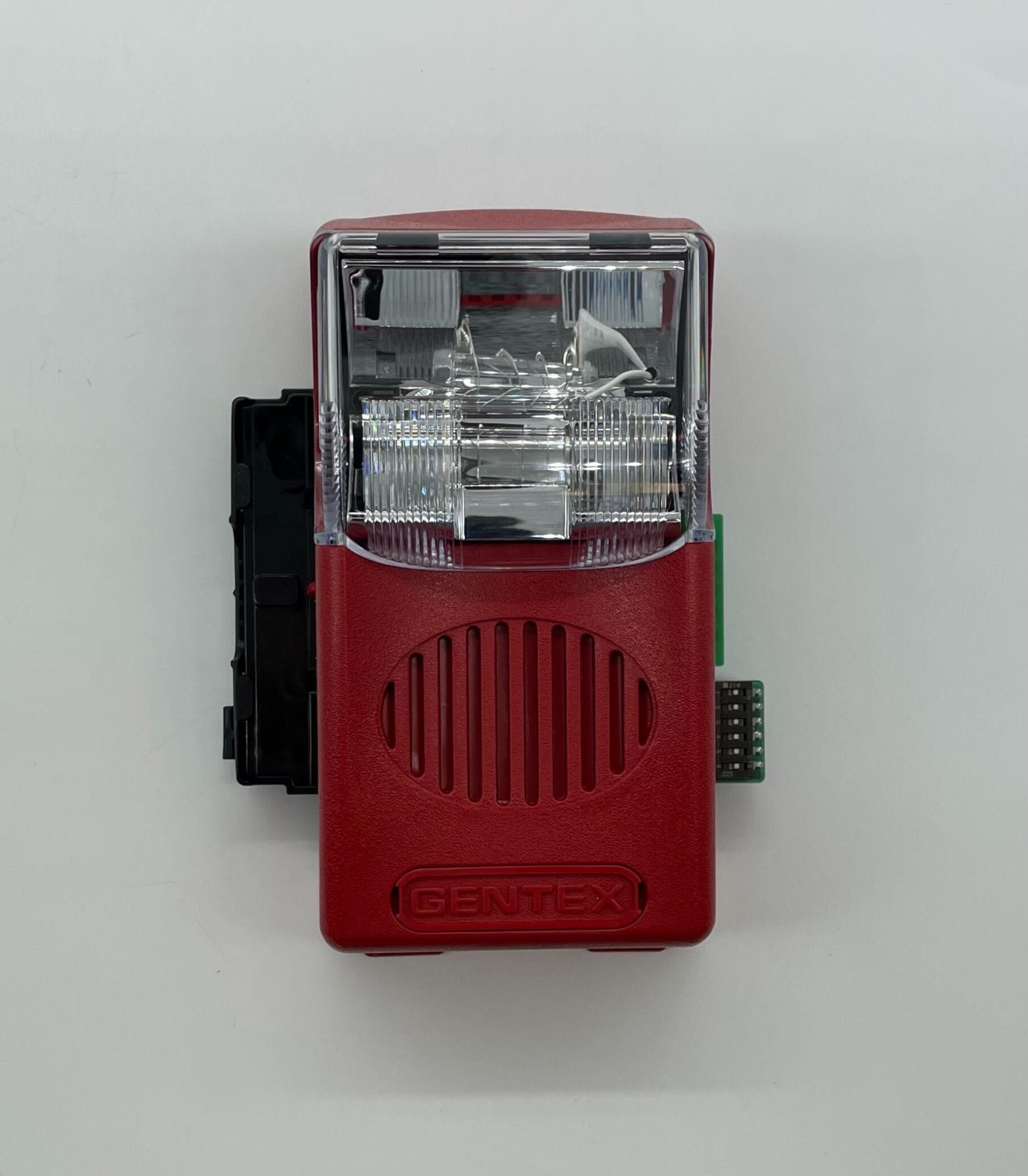 Gentex WGEC24-75WR red weatherproof horn strobe with loud alarm and flashing light, designed for emergency signaling and safety.