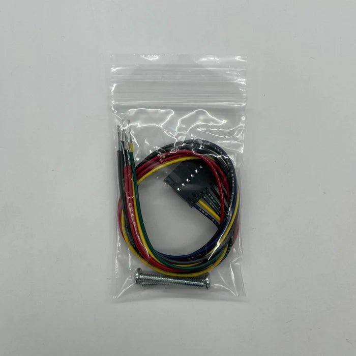 Macurco CM-E1 harness for gas detector, adjustable strap with secure clips, designed for easy installation and safety.