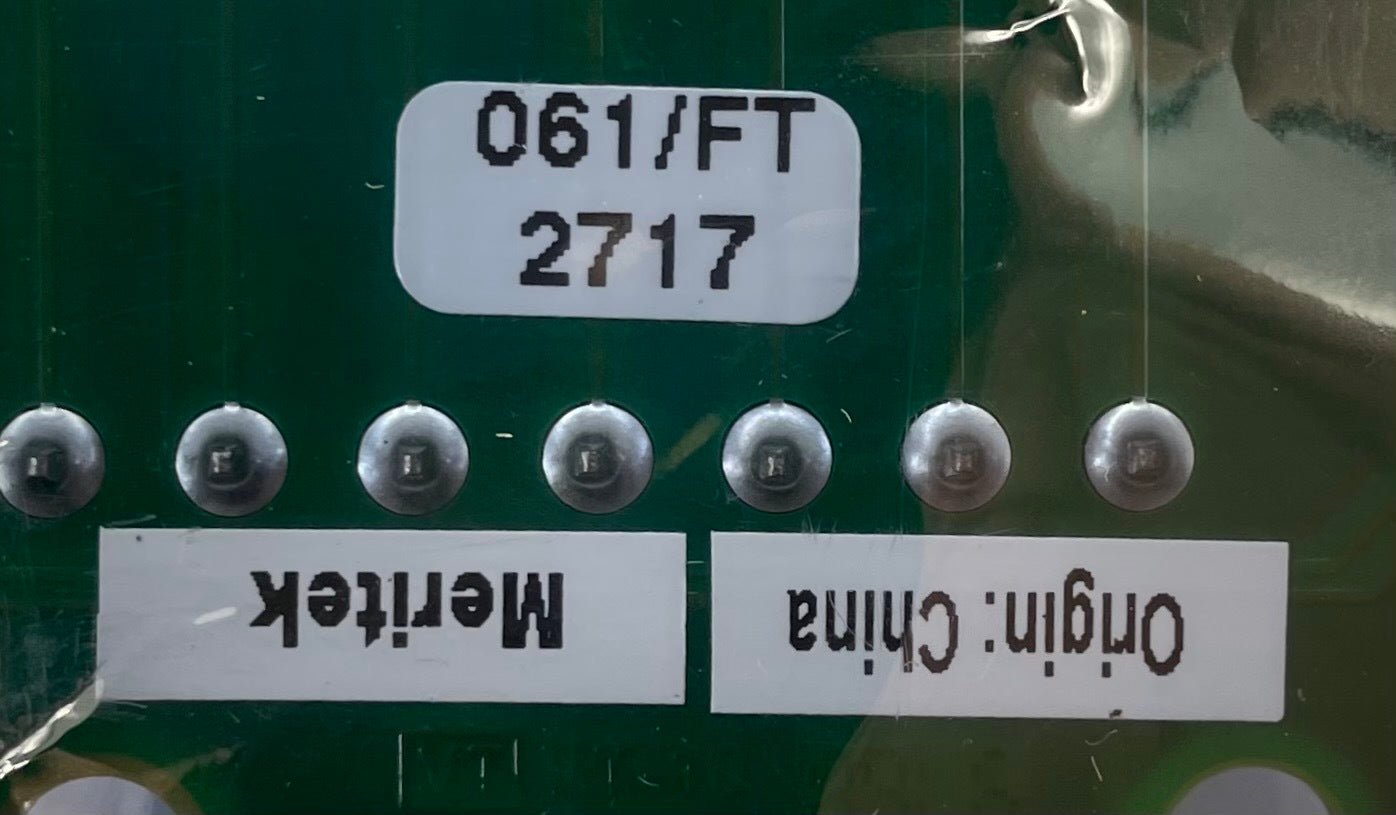 Siemens SIM-16 module for JEM systems, showing detailed electronic components and connections on a green circuit board.