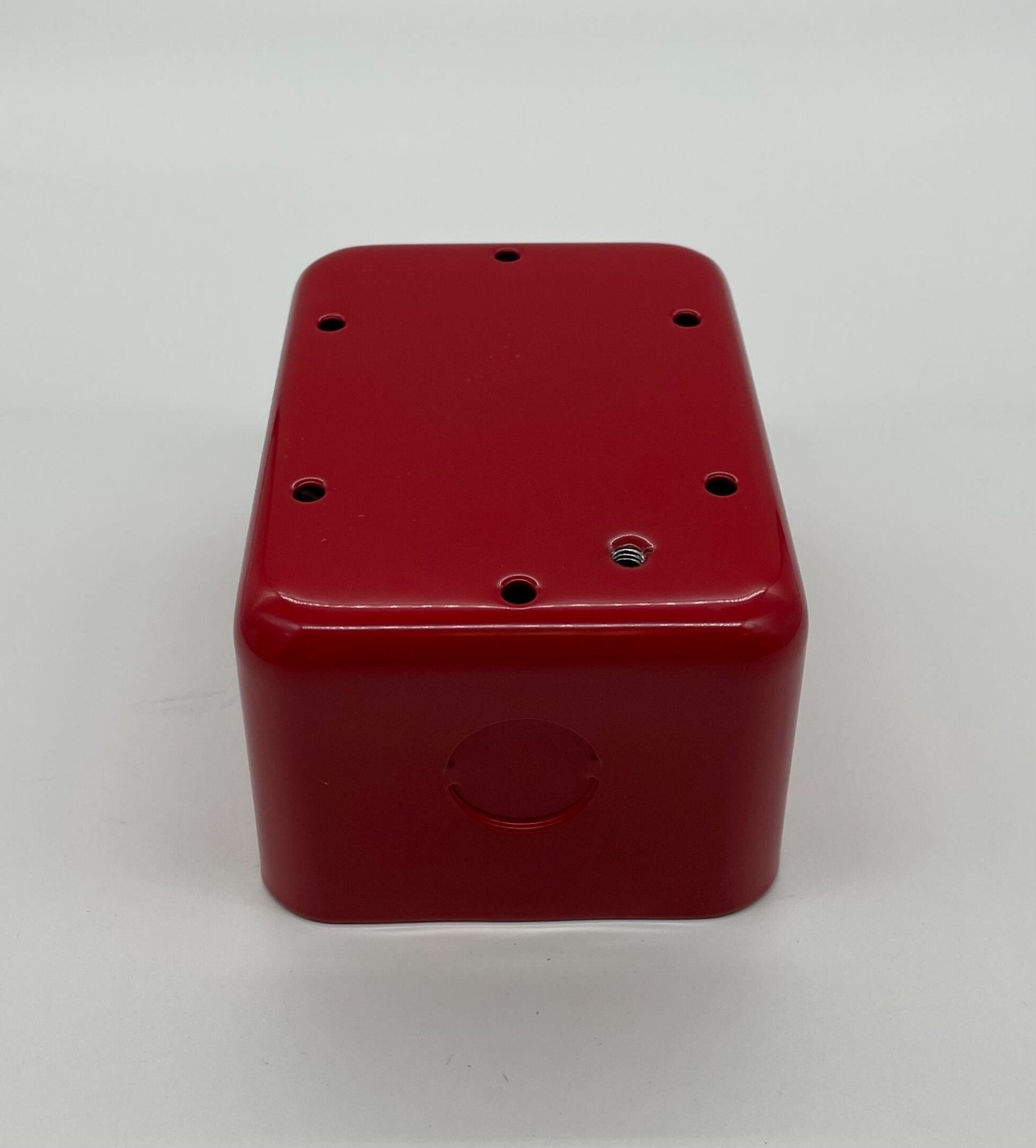 Simplex 2975-9212 surface box, durable electrical enclosure with metal construction, for wiring and electrical installations.