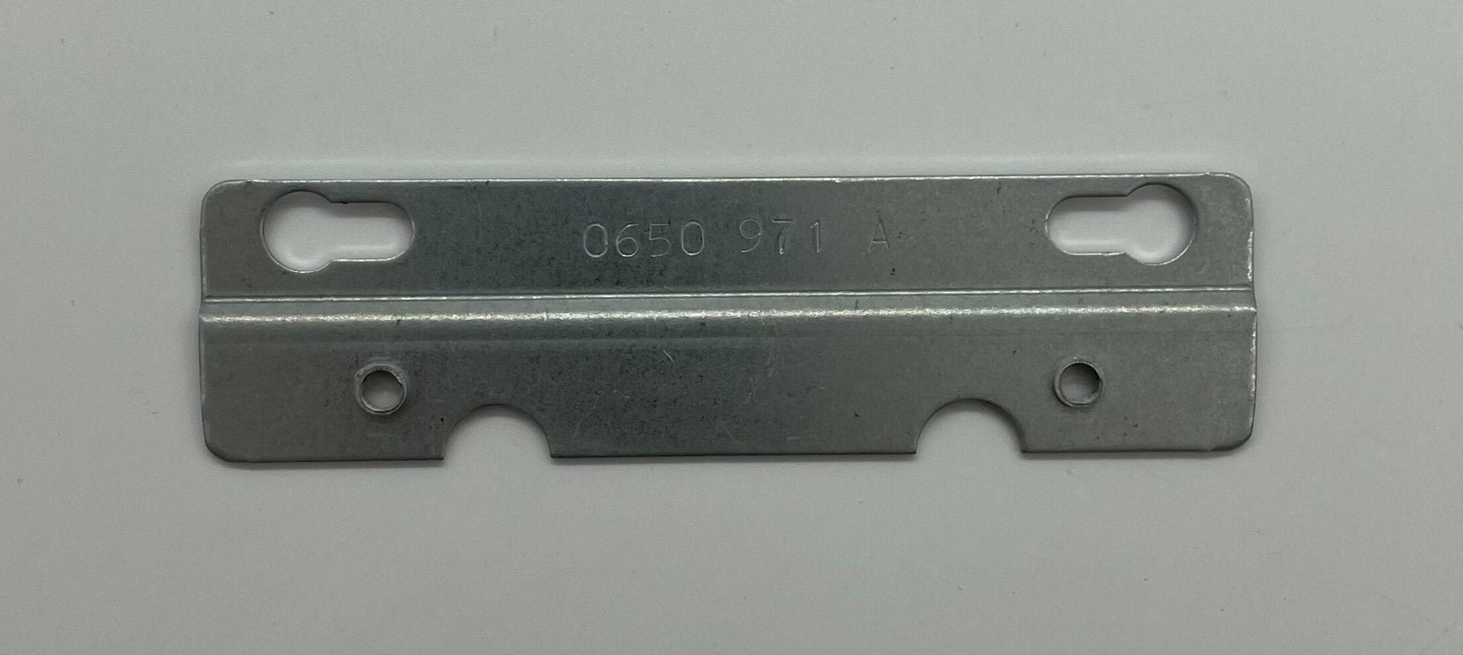 Simplex 4090-9813 fire alarm device with detection sensor and mounting bracket, designed for fire safety systems.
