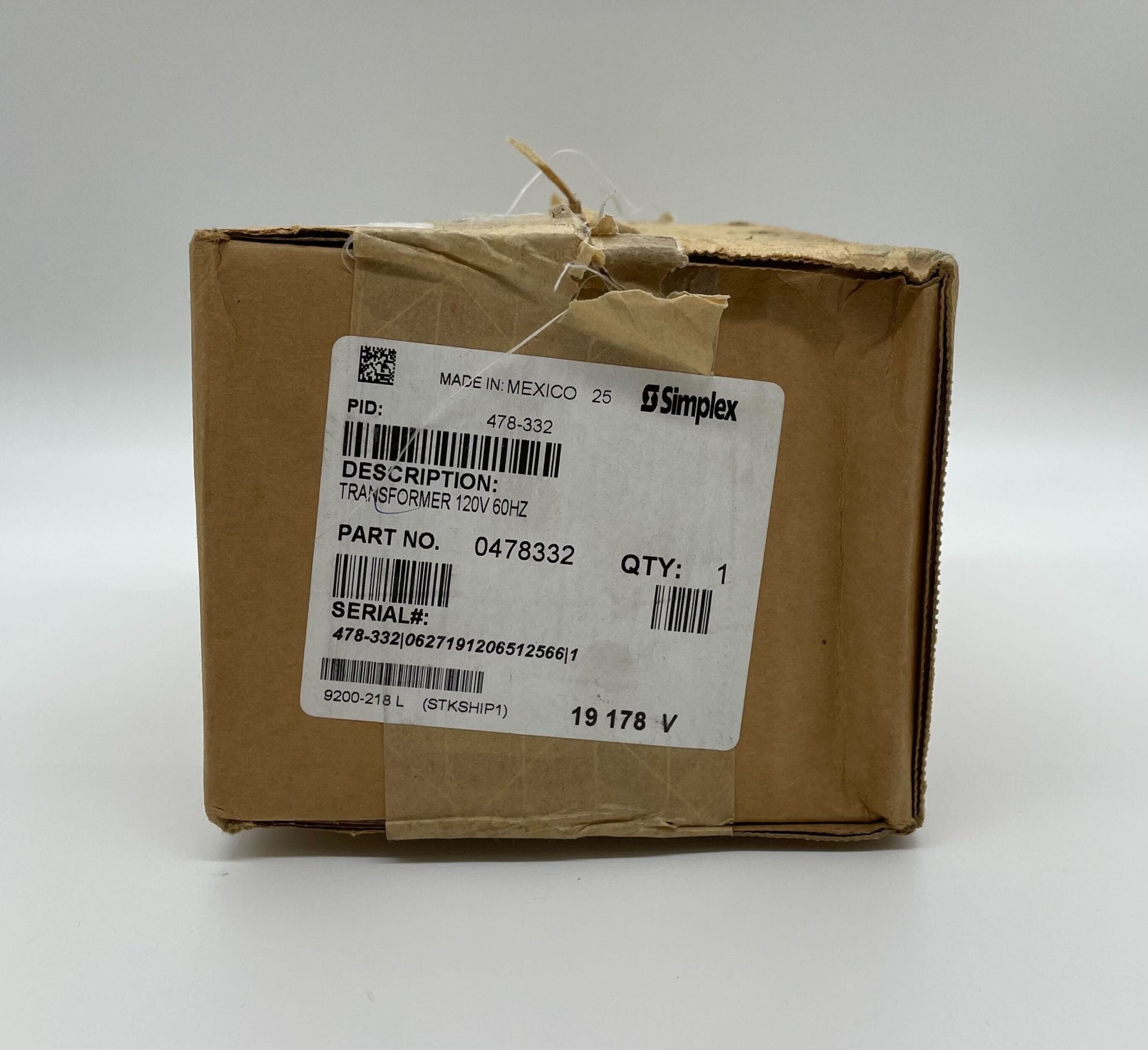 Simplex 478-332 fire alarm with alarm horn and sensor, mounted on wall, for fire safety and emergency alert systems.