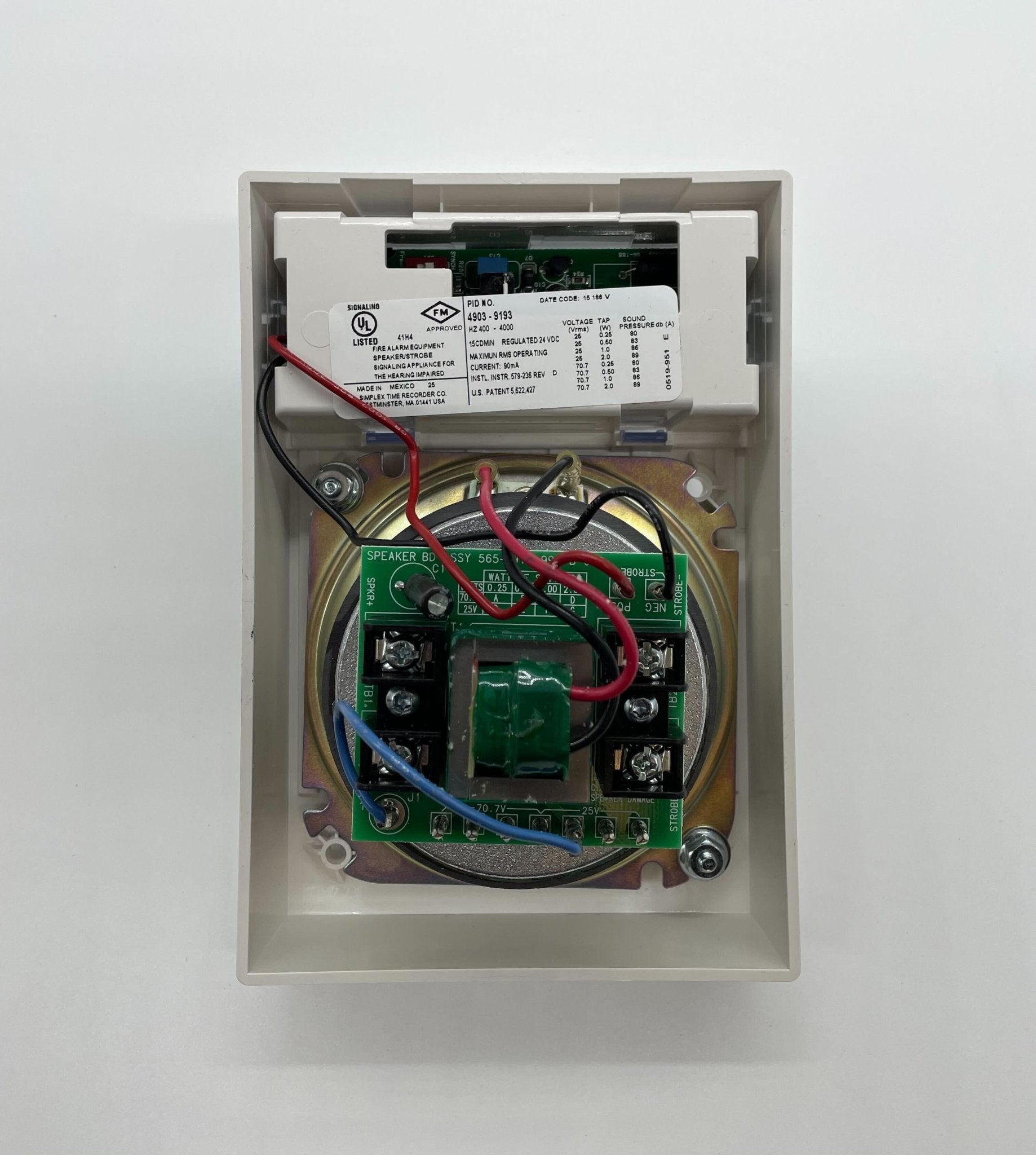 Simplex 4903-9193 speaker strobe alarm device with flashing light for emergency alert systems.