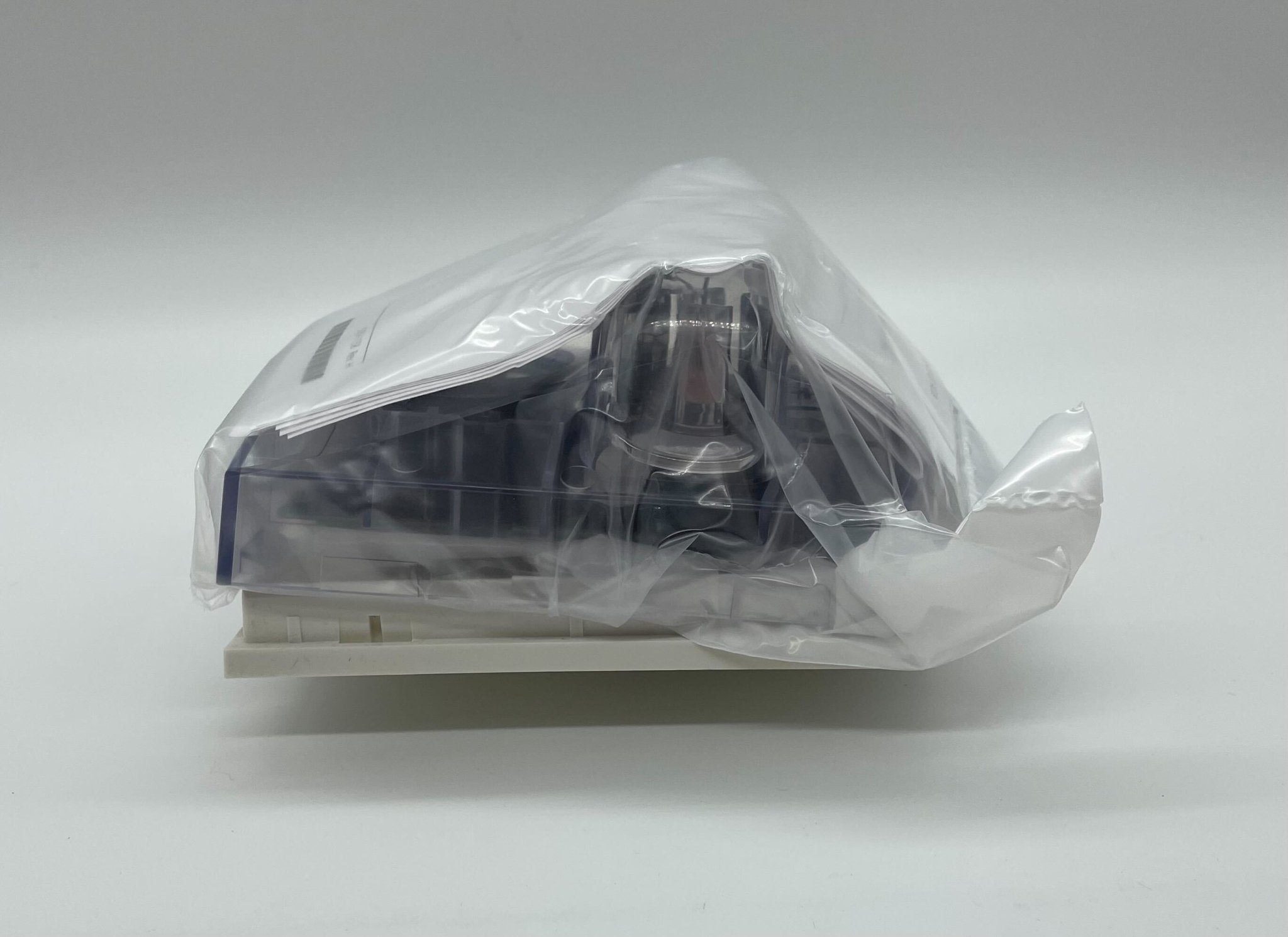 Simplex 49CMTV-WWF horn strobe alarm with white face and mounting hardware, designed for emergency alert systems.