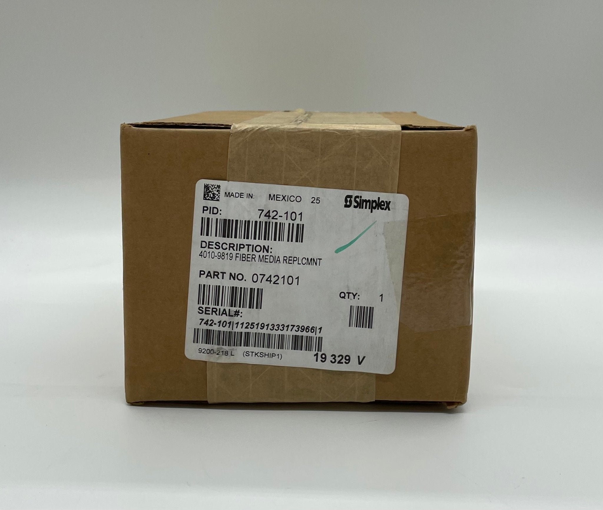 Simplex 742-101 fire alarm device with visible sensor and wiring, designed for fire safety systems by Simplex.