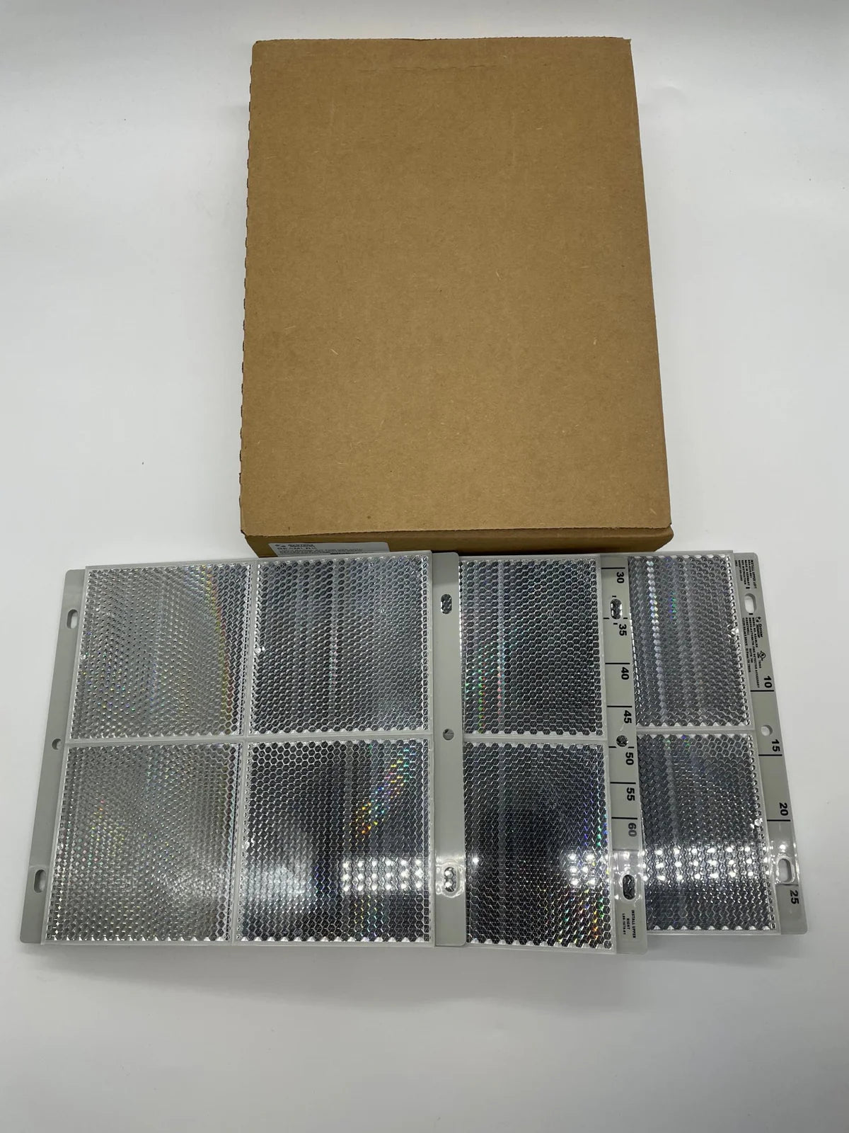 System Sensor BEAMLRK ULC beam detector with mounting hardware, designed for security and fire alarm systems.