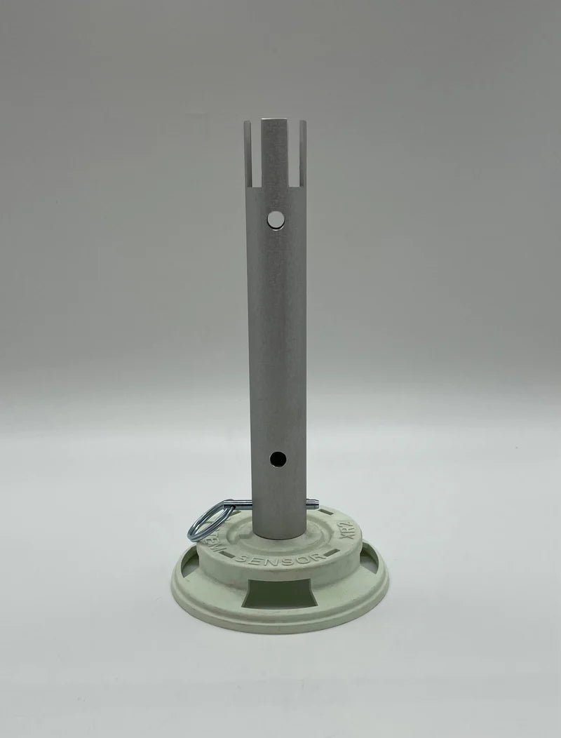 System Sensor XR2 smoke detector with alarm and wiring, mounted on ceiling for fire safety detection.