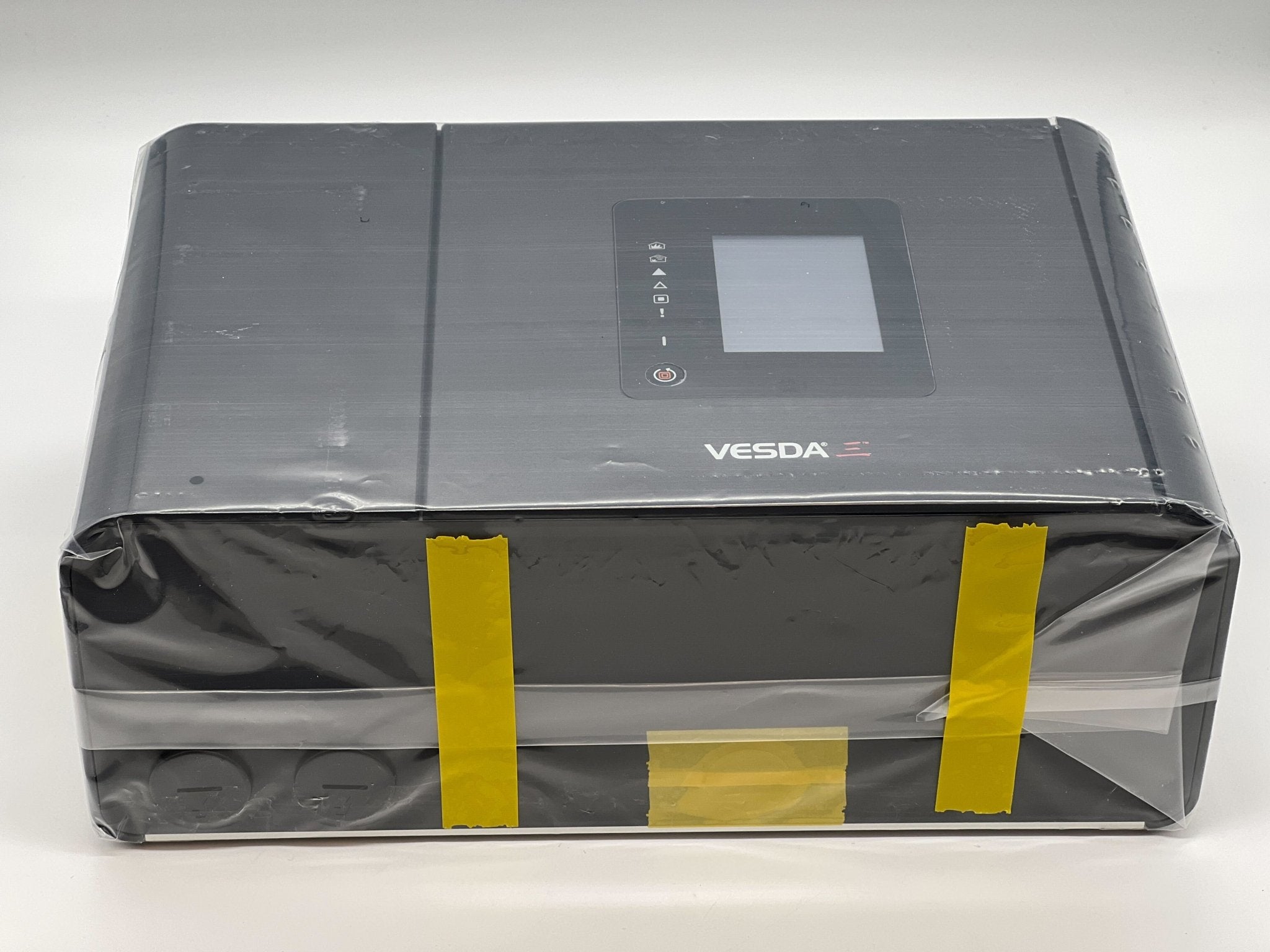 VESDA VEP-A10-P aspirating smoke detector with 3.5-inch display, 4 pipes, plastic enclosure by VESDA.