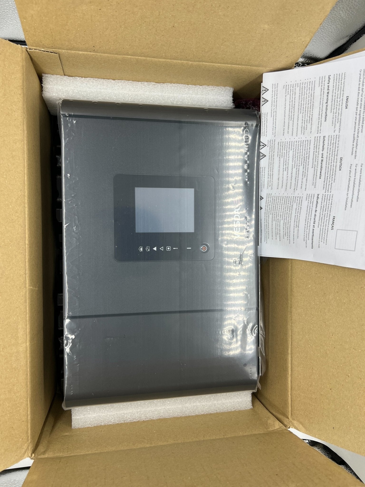 VESDA VEP-A10-P aspirating smoke detector with 3.5-inch display, 4 pipe connections, plastic enclosure by VESDA.