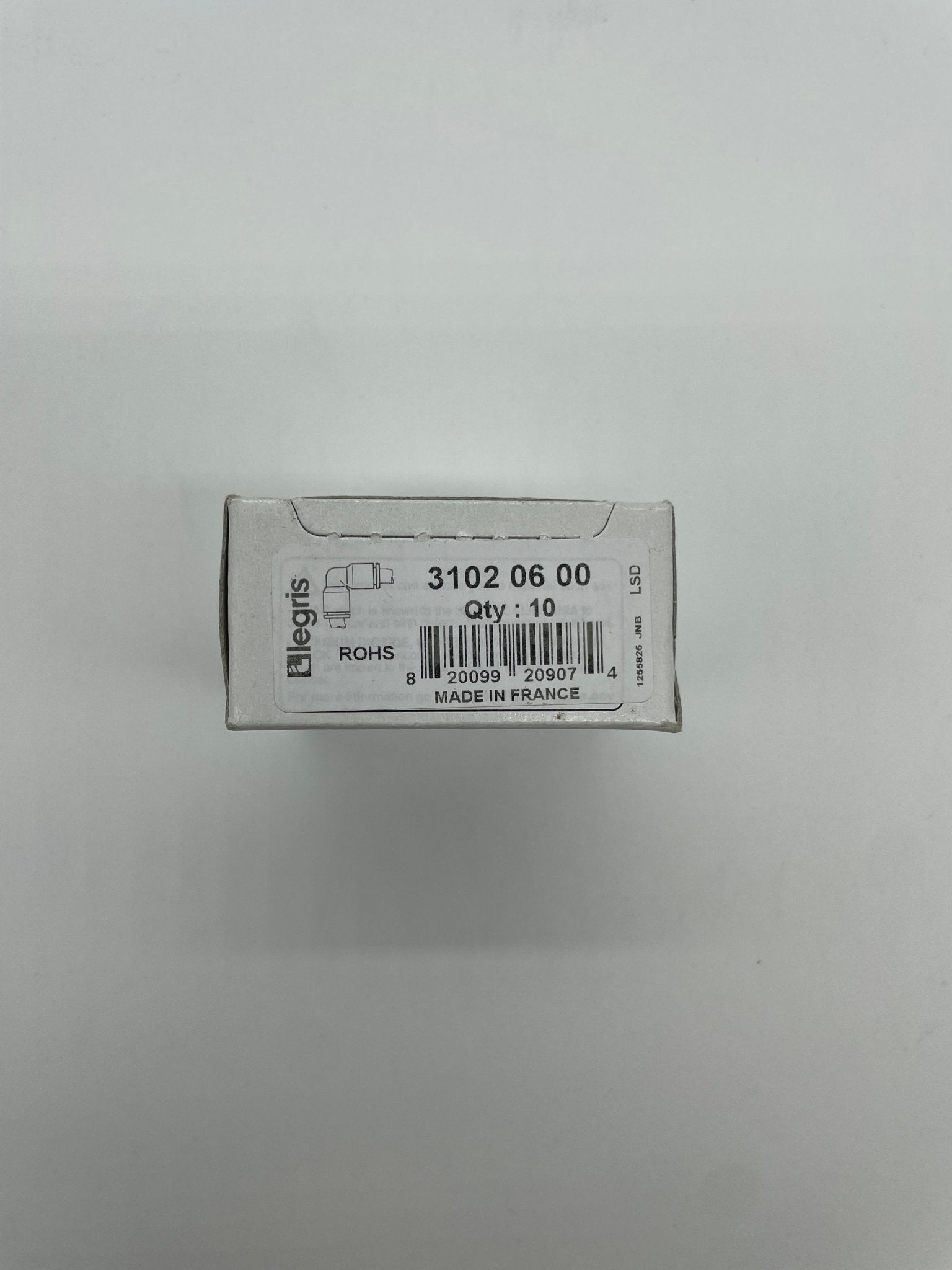 Vesda VSP-1003 fire alarm system with control panel and sensor for early fire detection and safety protection.