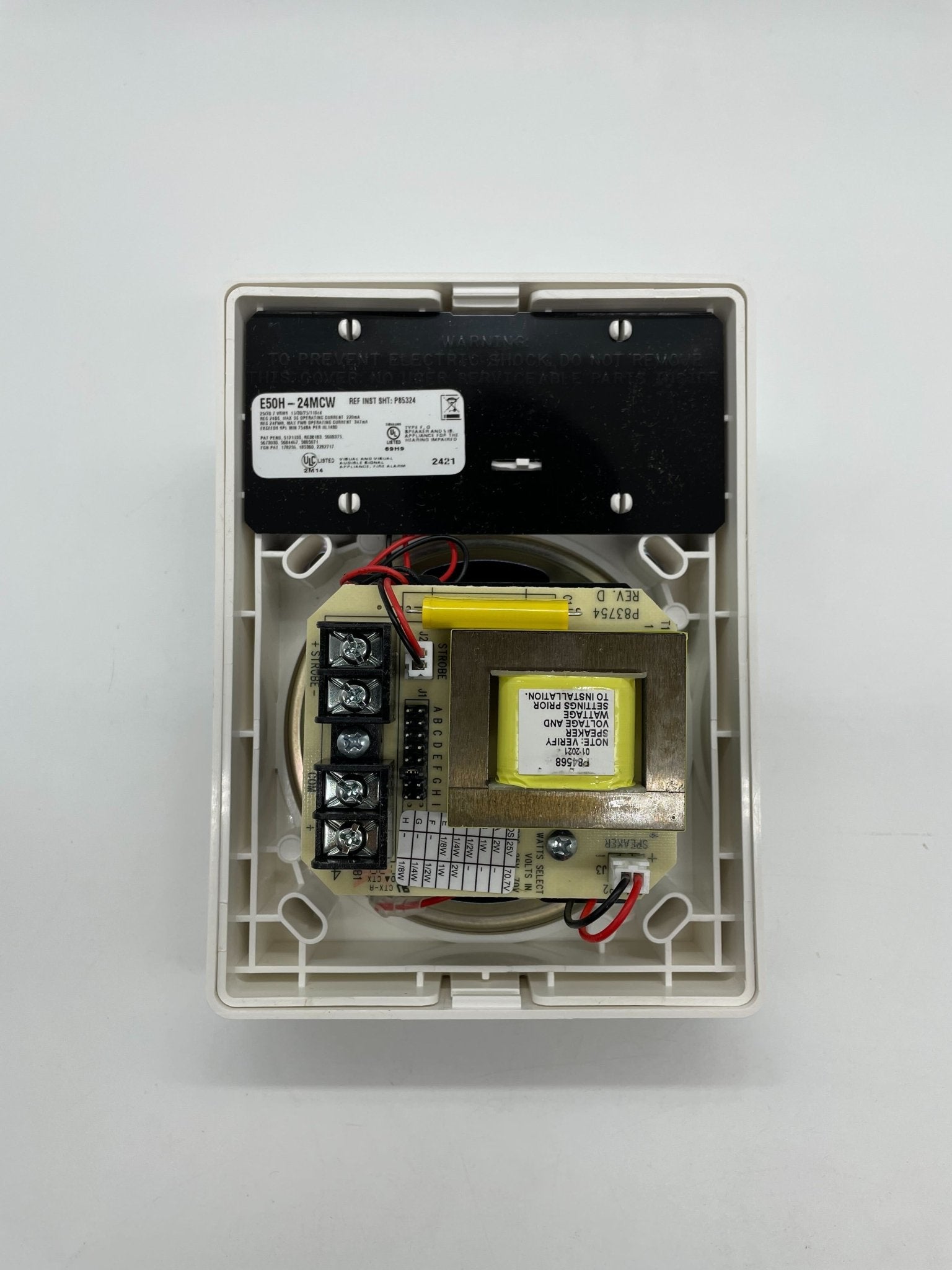 Eaton Wheelock E50H-24MCW-FW speaker strobe with white housing and multiple alert lights, designed for fire alarm systems.