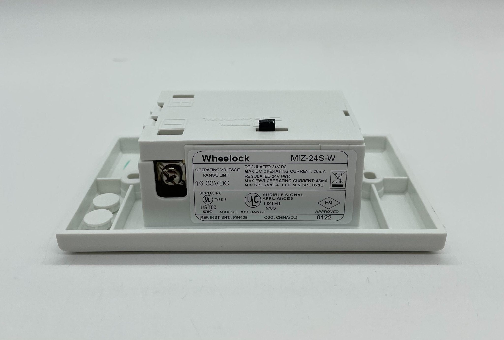 Eaton Wheelock MIZ-24S-W horn with metal mounting bracket, designed for emergency alert systems and signaling applications.