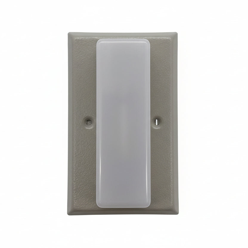 Eaton Wheelock WH1T-115-NS strobe light with clear lens and mounting hardware, designed for visual warning alerts.