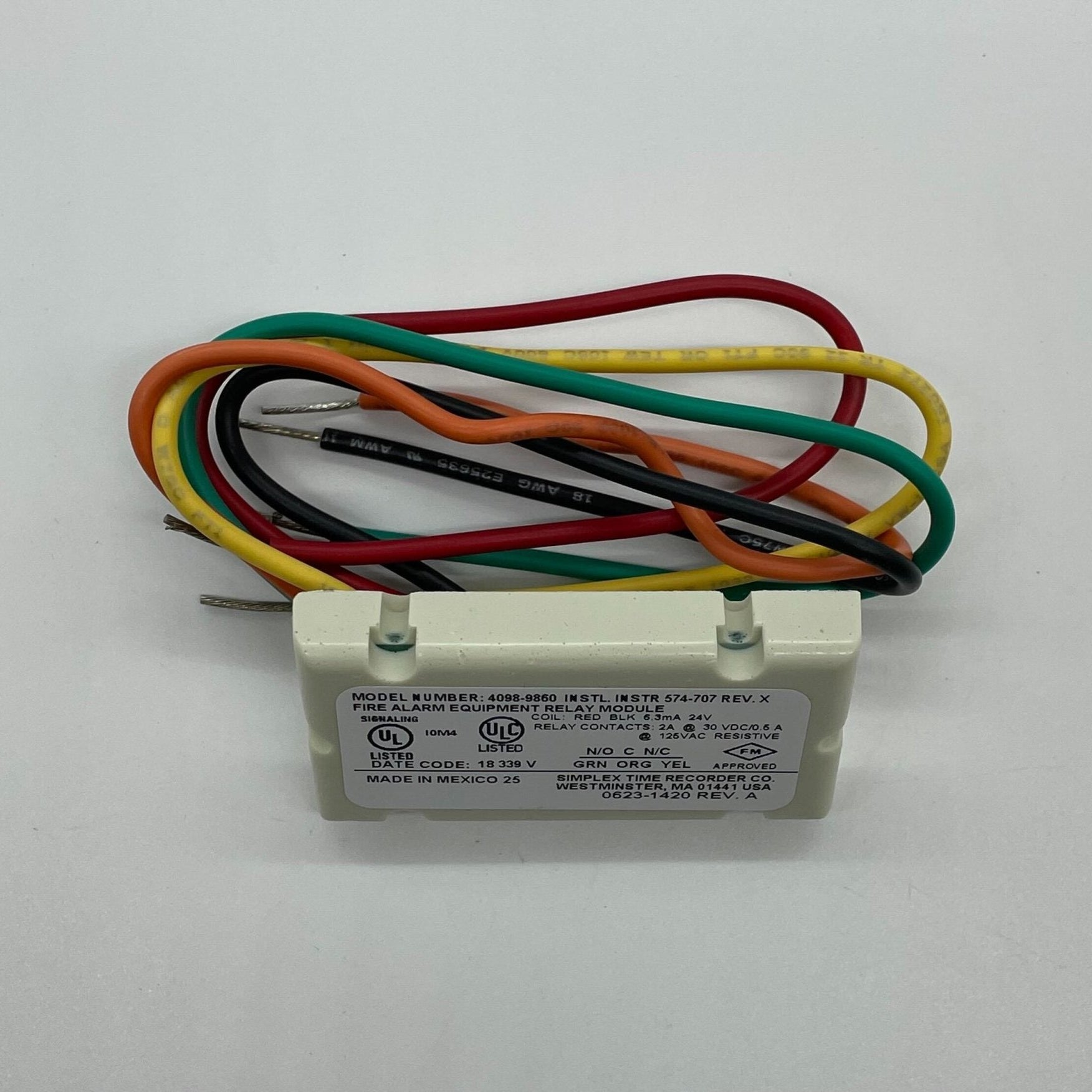 Simplex 4098-9860 fire alarm unit with electronic components, designed for safety and early fire detection.